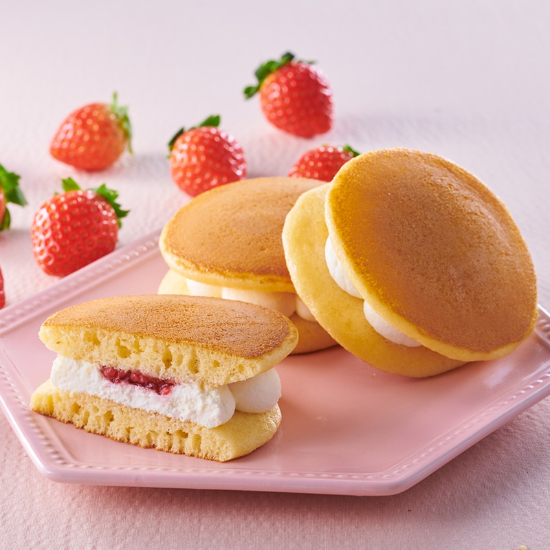 クリームチーズパンケーキ苺